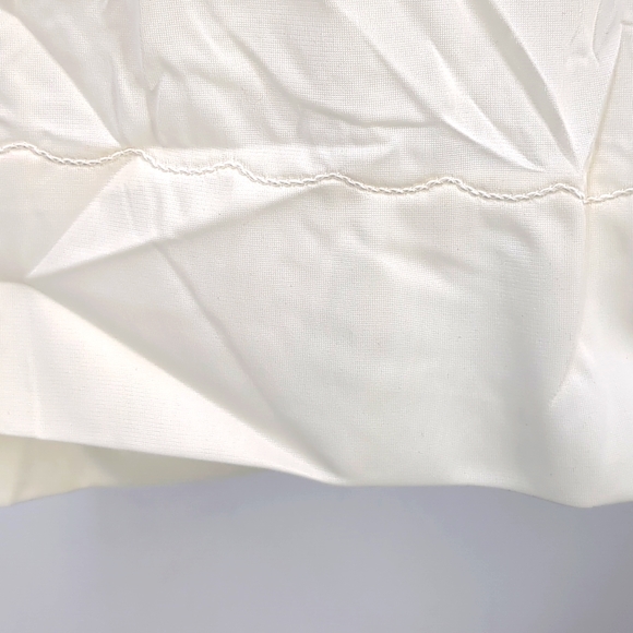 Vintage Berkliff 100% Nylon White Half Slip Stretchy Long Side Slit Size Large - Picture 2 of 5
